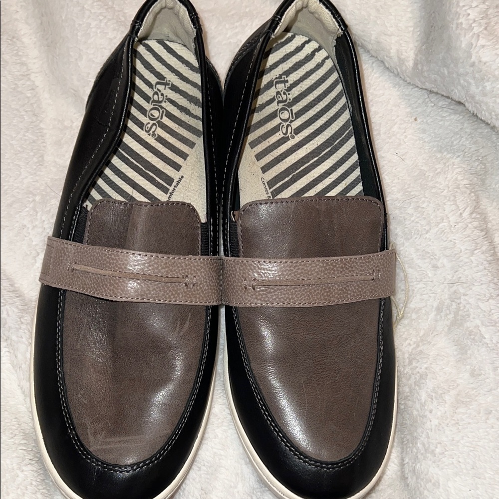 Taos Footwear Women’s Upward Slip-On Loafers, NWOB, Size 9.5